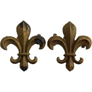 WW2 Manchester Regiment Collar Badge PAIR