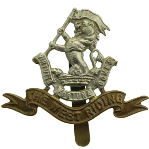 WW1 Duke of Wellingtons West Riding Regiment Cap Badge