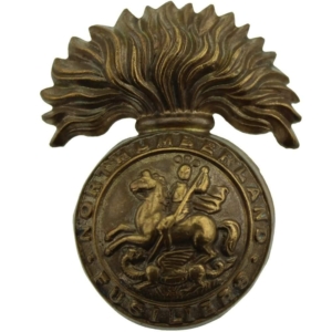 WW1 Northumberland Fusiliers Regiment Cap Badge - FIRST PATTERN