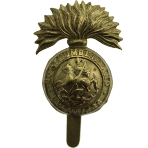 WW1 Northumberland Fusiliers Regiment Cap Badge - FIRST PATTERN