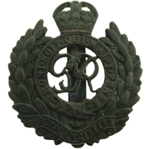 UK Dug Detecting Find - WW2 Royal Engineers Corps Relic Cap Badge