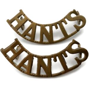 WW1 The Hampshire Regiment Shoulder Title PAIR
