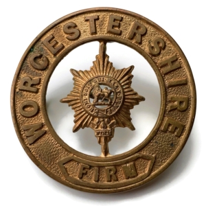 VICTORIAN / EDWARDIAN Worcestershire Regiment Helmet Plate Centre Cap Badge