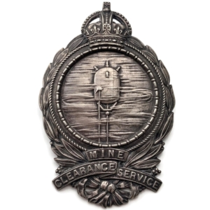 WW1 Royal Navy Mine Clearance Service Naval Cap Badge