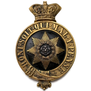 VICTORIAN East Yorkshire Regiment OFFICERS Gilt Officer's Glengarry Cap Badge
