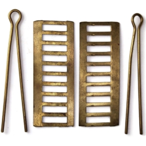 2x Backing Plates & Cotter Pins for a PAIR of WW1 / WW2 British Army Shoulder Titles - 49mm
