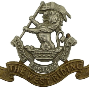VICTORIAN Duke of Wellington's West Riding Regiment Cap Badge - LUGS VERSION