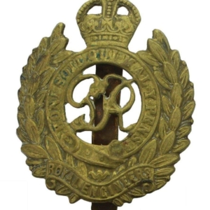 WW2 Royal Engineers Corps (George VI) Cap Badge