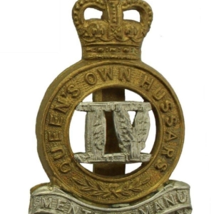 4th Queens Own Hussars Regiment Queen's Cap Badge - Queens Crown