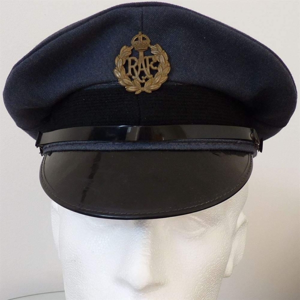 Kings Crown Royal Air Force RAF Cap Badge & Hat - British Military Badges