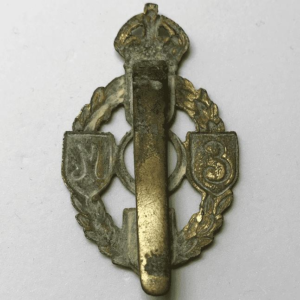 WW2 Royal Electrical & Mechanical Engineers REME Cap Badge - FIRST PATTERN