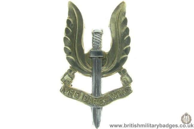 F1C/02 - Special Air Service SAS Staybrite Collar Badge
