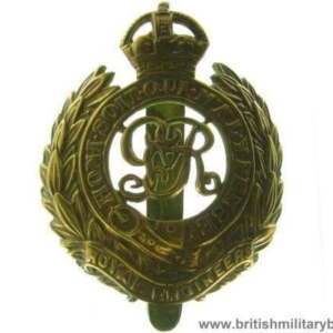 A1C/17 - Royal Engineers Corps "George V" Cap Badge