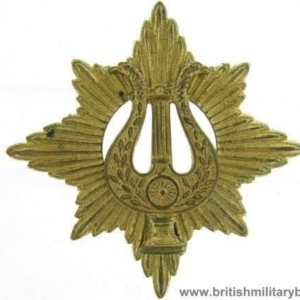 A1E/41 - Musicians / Bandsmen Regiment / Corps Cap Badge