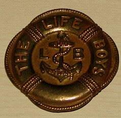 BB09/138 - The Life Boys Cap Badge