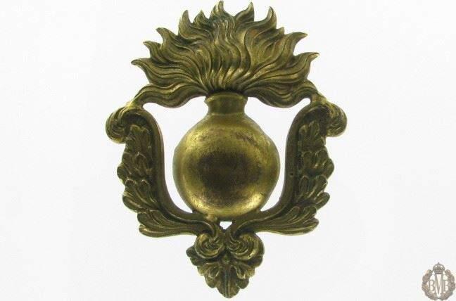 1I/111 - UNKNOWN Foreign Army Cap Badge Italian? French Belgian?