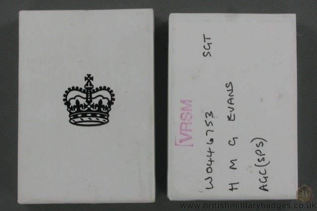 N1A/87 - Queen Elizabeth II Medal Issue Postage Box