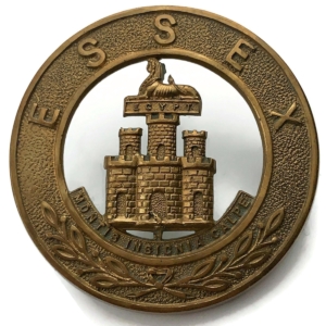 VICTORIAN / EDWARDIAN The Essex Regiment Helmet Plate Centre Cap Badge