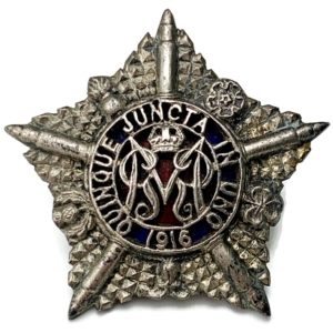 Guards Regiment Machine Gun Corps Battalion OFFICERS Fretted Silver Collar Badge