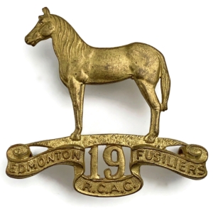 Canadian 19th Edmonton Fusiliers Regiment of Canada RCAC Cap Badge