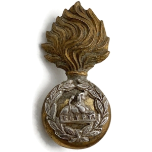 Lancashire Fusiliers Regiment OFFICERS Gilt Collar Badge