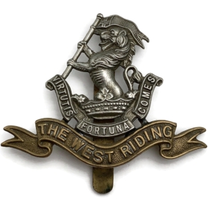 WW2 Duke of Wellingtons West Riding Regiment Cap Badge