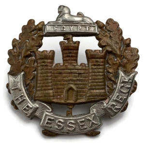 VICTORIAN / EDWARDIAN Essex Regiment Cap Badge - EARLY LUGS VERSION