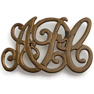 WW1 Army Pay Corps APC Cap Badge