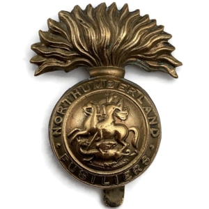 WW1 Northumberland Fusiliers Regiment Cap Badge - FIRST PATTERN
