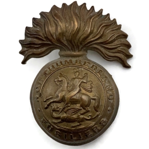 EDWARDIAN / VICTORIAN Northumberland Fusiliers Regiment Cap Badge - EARLY LUGS VERSION
