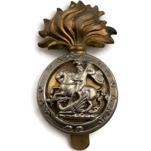 WW2 Northumberland Fusiliers Regiment Cap Badge - J.R.GAUNT LONDON Makers Mark