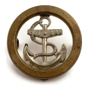 British Sailors Royal Navy Seamans Naval Anchor Cap Badge
