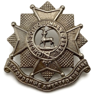 WW2 Bedfordshire and Hertfordshire Regiment Cap Badge - LUGS VERSION