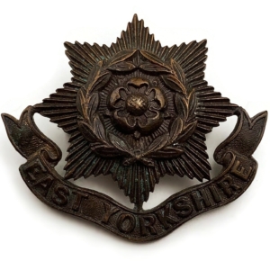 WW1 East Yorkshire Regiment BRONZE Officers Cap Badge