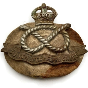 WW1 South Staffordshire Regiment & Rare ORIGINAL Cloth Backing Cap Badge